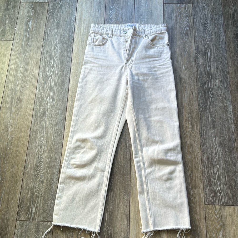 Zara jeans